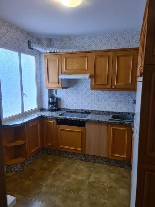 Perforaciones Y Rozas Fernandez Suarez Sl Lägenhet León Exteriör bild